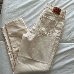 Levi's NWOT corduroy high waited mom jean